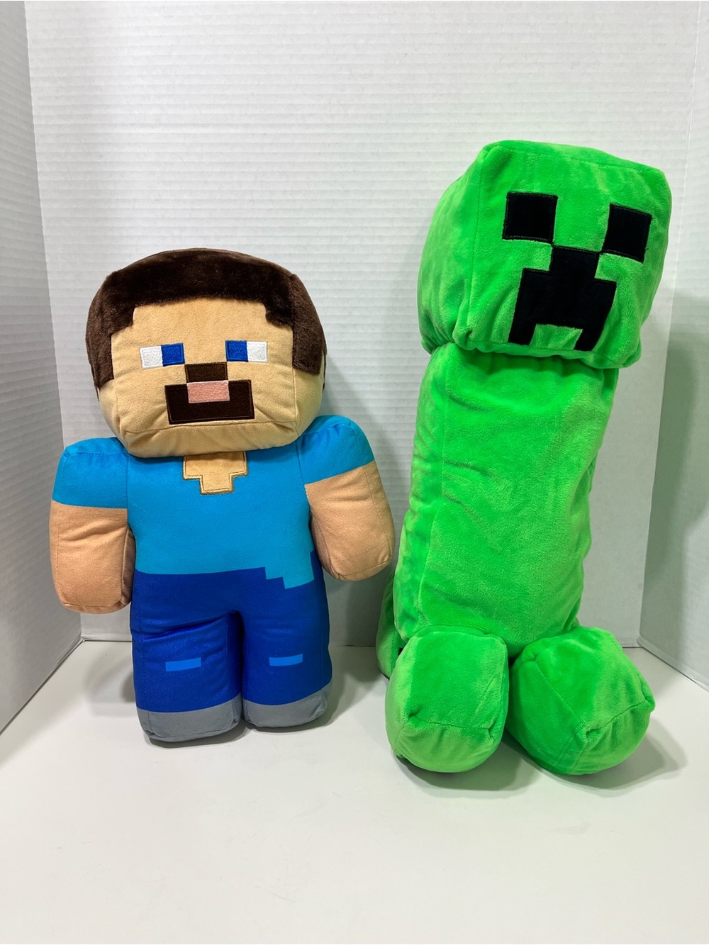 MINECRAFT Steve and creeper plush stuffed animals dolls toys